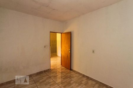 Quarto de casa para alugar com 2 quartos, 48m² em Vila Nova Utinga, São Paulo