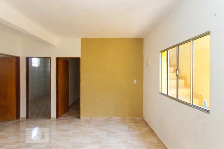 Sala de casa para alugar com 2 quartos, 48m² em Vila Nova Utinga, São Paulo