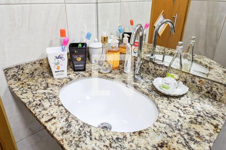 Casa à venda com 240m², 4 quartos e 5 vagasBanheiro