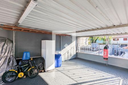 Casa à venda com 240m², 4 quartos e 5 vagasVaranda