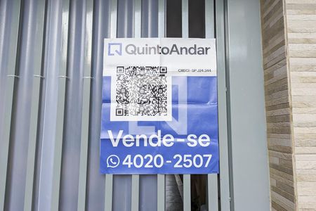 Casa à venda com 240m², 4 quartos e 5 vagasFachada 