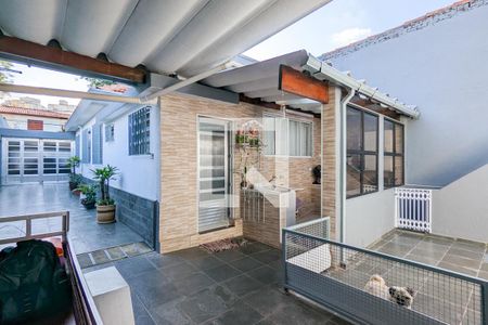 Casa à venda com 240m², 4 quartos e 5 vagasQuintal 