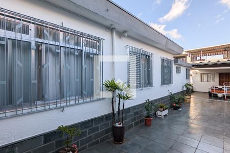 Casa à venda com 240m², 4 quartos e 5 vagasQuintal