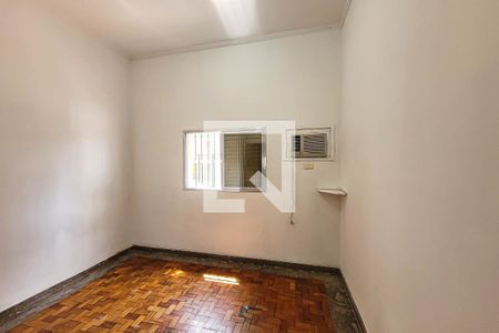 Suíte de casa à venda com 2 quartos, 200m² em Cambuci, São Paulo
