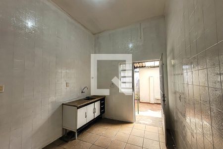 Cozinha de casa à venda com 2 quartos, 200m² em Cambuci, São Paulo