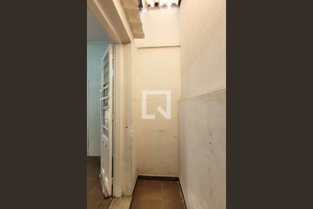 Casa à venda com 200m², 2 quartos e sem vaga Casa à venda com 200m², 2 quartos e sem vagaDespensa