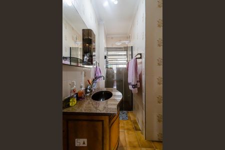 Apartamento à venda com 187m², 3 quartos e 1 vaga Apartamento à venda com 187m², 3 quartos e 1 vagaBanheiro 2