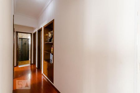 Apartamento à venda com 187m², 3 quartos e 1 vaga Apartamento à venda com 187m², 3 quartos e 1 vagaCorredor