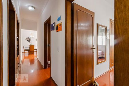 Apartamento à venda com 187m², 3 quartos e 1 vaga Apartamento à venda com 187m², 3 quartos e 1 vagaCorredor