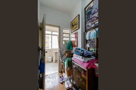 Apartamento à venda com 187m², 3 quartos e 1 vaga Apartamento à venda com 187m², 3 quartos e 1 vagaQuarto de Serviço