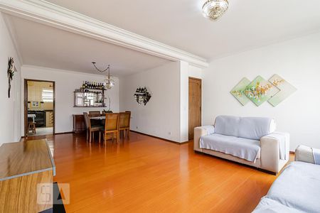 Apartamento à venda com 187m², 3 quartos e 1 vaga Apartamento à venda com 187m², 3 quartos e 1 vagaSala
