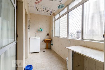 Apartamento à venda com 187m², 3 quartos e 1 vaga Apartamento à venda com 187m², 3 quartos e 1 vagaÁrea de Serviço