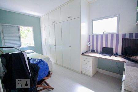 Apartamento à venda com 180m², 3 quartos e 2 vagasQuarto 2