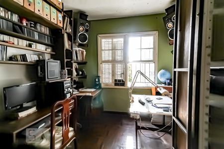 Casa à venda com 100m², 3 quartos e 1 vagaEscritório