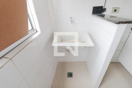 Apartamento para alugar com 52m², 2 quartos e 1 vaga Apartamento para alugar com 52m², 2 quartos e 1 vagaCozinha e Área de Serviço