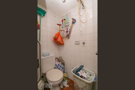 Apartamento à venda com 72m², 3 quartos e 1 vaga Apartamento à venda com 72m², 3 quartos e 1 vagaBanheiro de Serviço