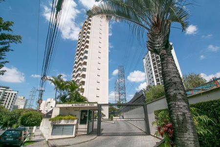 Apartamento à venda com 72m², 3 quartos e 1 vaga Apartamento à venda com 72m², 3 quartos e 1 vagaFachada