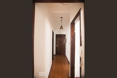Corredor de apartamento à venda com 2 quartos, 101m² em Bela Vista, São Paulo