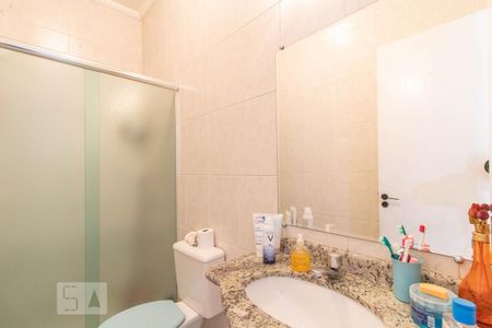 Casa de condomínio à venda com 107m², 3 quartos e 2 vagas Casa de condomínio à venda com 107m², 3 quartos e 2 vagasBanheiro