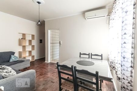 Sala de apartamento para alugar com 2 quartos, 80m² em Santana, Porto Alegre
