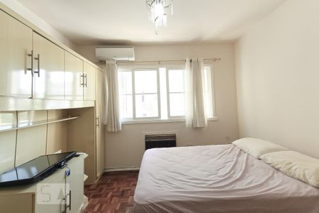 quarto 1 de apartamento para alugar com 2 quartos, 80m² em Santana, Porto Alegre