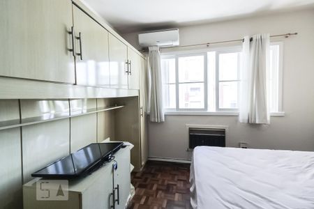 quarto 1 de apartamento para alugar com 2 quartos, 80m² em Santana, Porto Alegre