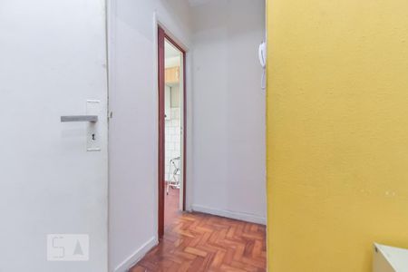Corredor de apartamento para alugar com 1 quarto, 45m² em Bela Vista, São Paulo