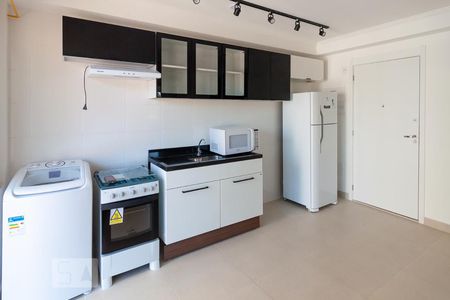 Sala/Cozinha de apartamento para alugar com 2 quartos, 39m² em Vila Butantã, São Paulo