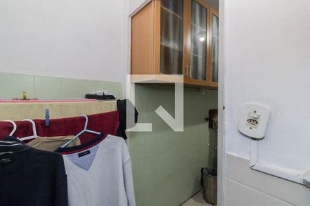 Apartamento à venda com 70m², 2 quartos e 1 vagaÁrea de Serviço