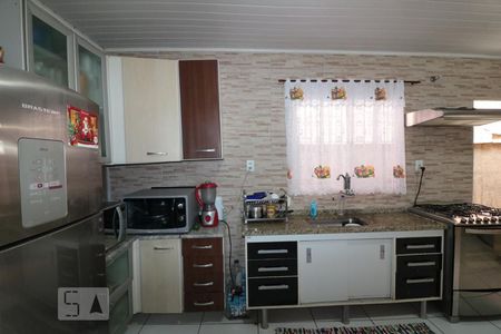 Casa à venda com 200m², 4 quartos e 4 vagasCozinha