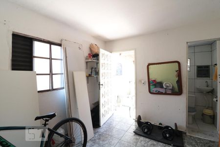 Casa à venda com 200m², 4 quartos e 4 vagasQuarto de Serviço