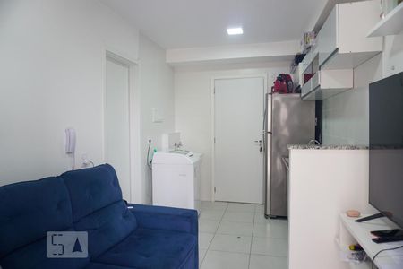 Sala, Cozinhe e Lavanderia de apartamento para alugar com 1 quarto, 28m² em Vila Penteado, São Paulo