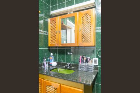 Casa à venda com 97m², 3 quartos e 1 vagaBanheiro