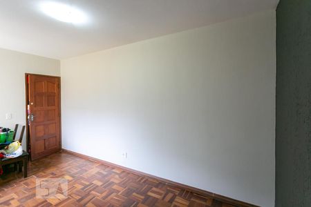 Sala de apartamento para alugar com 2 quartos, 46m² em Renascença, Belo Horizonte