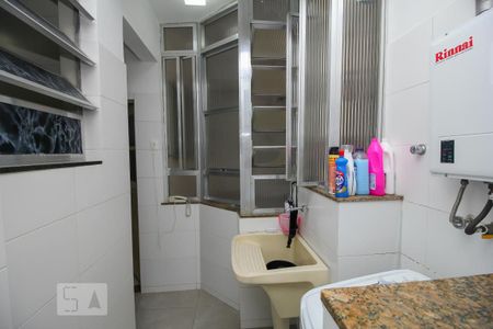 Apartamento à venda com 76m², 2 quartos e sem vagaÁrea de Serviço