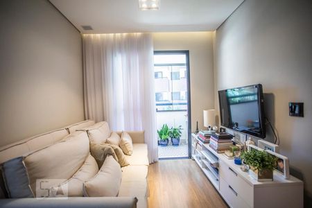Sala de Estar de apartamento à venda com 2 quartos, 55m² em Vila Fachini, São Paulo