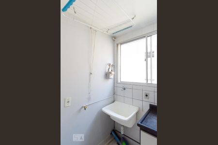 Apartamento à venda com 44m², 2 quartos e 1 vaga Apartamento à venda com 44m², 2 quartos e 1 vagaÁrea de serviço