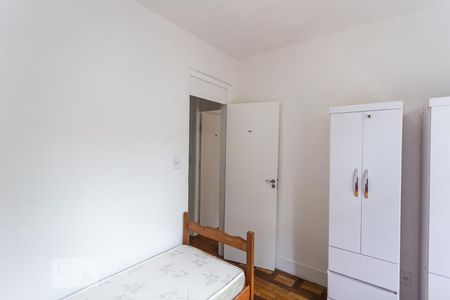 Casa à venda com 250m², 5 quartos e 2 vagas Casa à venda com 250m², 5 quartos e 2 vagasQuarto 4