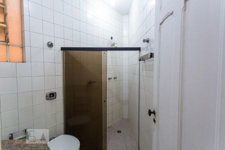 Casa à venda com 250m², 5 quartos e 2 vagas Casa à venda com 250m², 5 quartos e 2 vagasBanheiro Social 1