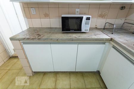 Casa à venda com 250m², 5 quartos e 2 vagas Casa à venda com 250m², 5 quartos e 2 vagasArmário da Cozinha