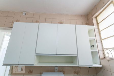 Casa à venda com 250m², 5 quartos e 2 vagas Casa à venda com 250m², 5 quartos e 2 vagasArmário da Cozinha