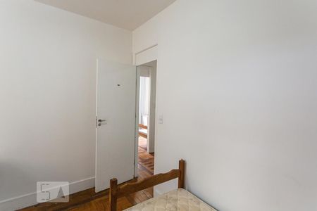 Casa à venda com 250m², 5 quartos e 2 vagas Casa à venda com 250m², 5 quartos e 2 vagasQuarto 5