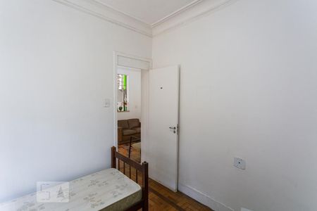 Casa à venda com 250m², 5 quartos e 2 vagas Casa à venda com 250m², 5 quartos e 2 vagasQuarto 2