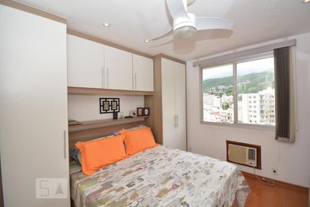 Apartamento à venda com 216m², 4 quartos e 2 vagasSuíte