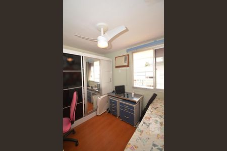 Apartamento à venda com 216m², 4 quartos e 2 vagasQuarto 2