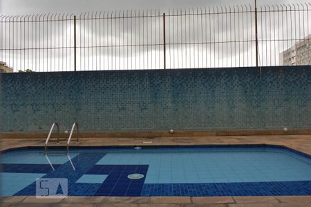 Apartamento à venda com 216m², 4 quartos e 2 vagasÁrea comum - Piscina