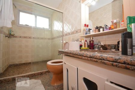 Apartamento à venda com 216m², 4 quartos e 2 vagasBanheiro da Suíte