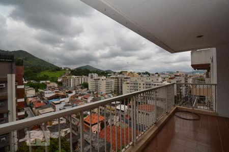 Apartamento à venda com 216m², 4 quartos e 2 vagasVaranda da Sala