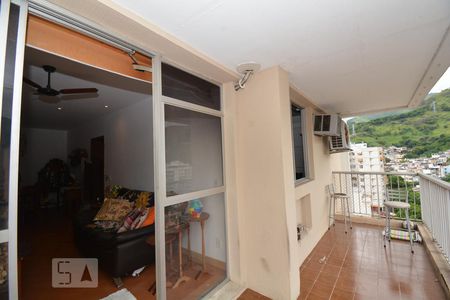 Apartamento à venda com 216m², 4 quartos e 2 vagasVaranda da Sala