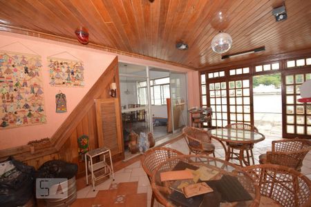 Apartamento à venda com 216m², 4 quartos e 2 vagasCobertura - Churrasqueira